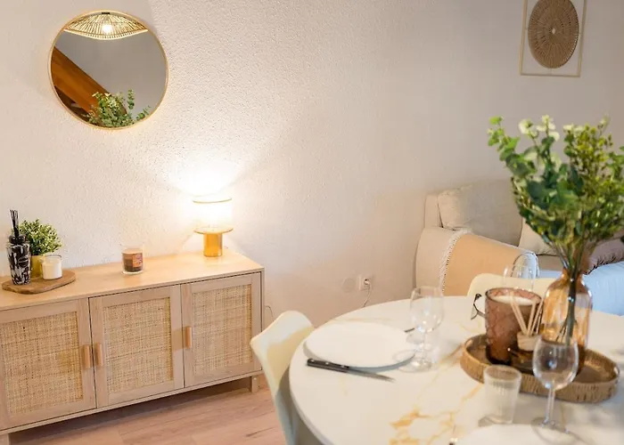 Cachet & Confort En Duplex - 4 Personnes アパート